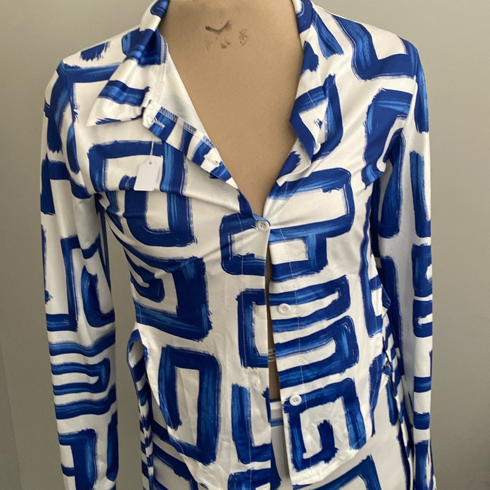 Blue and White Geometric Print Blouse
two pieces suit